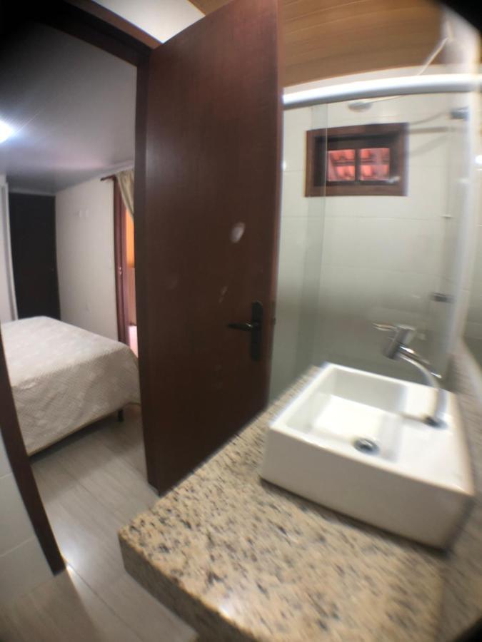 Linda Casa Com Piscina Em Bombinhas, Espaco Inteiro Exterior foto